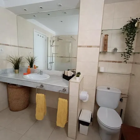 Puerta De Playa Apartment *